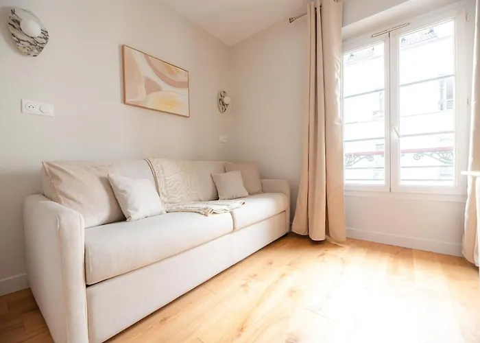 Charming Parisian Flat By Champs Elysees 아파트 *